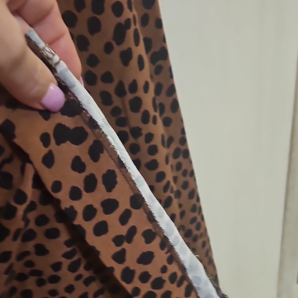 Old Navy Brown Pants with Black Dots - Picture 5 of 5